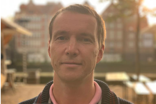 Директор "Автозаряда" о поворотах судьбы: “Я был простым продавцом, но не испугался и рискнул!”