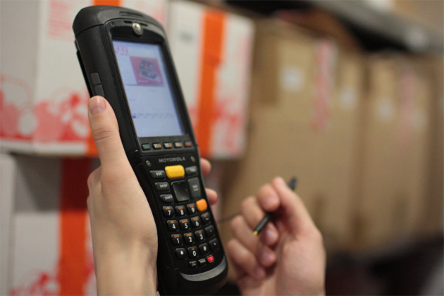 ТСД для курьера: зачем нужен и какая модель подойдет для выездной торговли